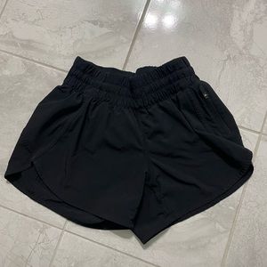 Lululemon Tracker Shorts black
